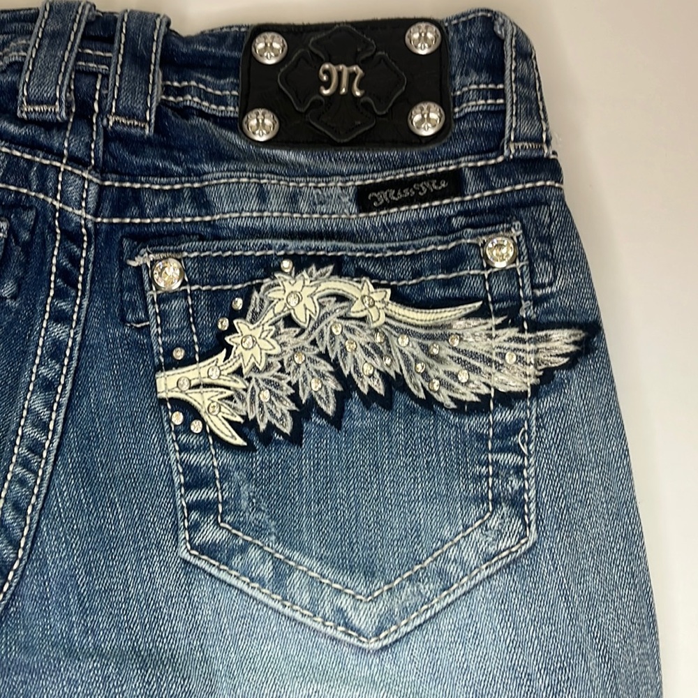 Miss Me Distressed Denim Cut Off Shorts Size 27